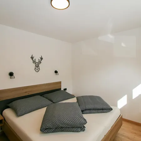 Selina By Interhome Fugenberg